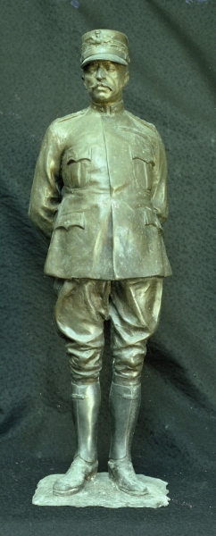 Ettore Ximenes, Il generale Cadorna, 1915-1918, bronzo, h 54 cm 